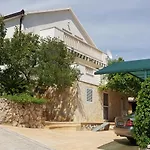 Karolina Apartment