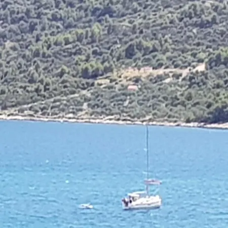 Karolina * Poljica (Trogir)