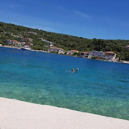 Karolina * Poljica (Trogir)